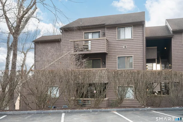 $255,000 | 166 Old Brookfield Road, Unit 18A6, Danbury, CT 06811