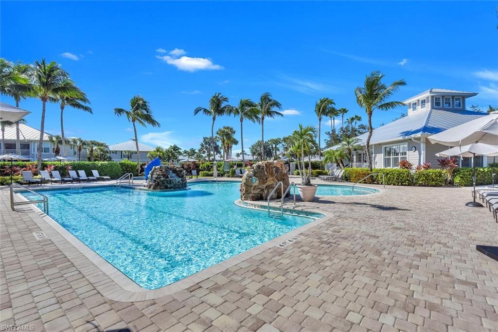7925 Mahogany Run Lane, Unit 924 Naples, FL 34113 - Photo 38 of 40 a view of a garden
