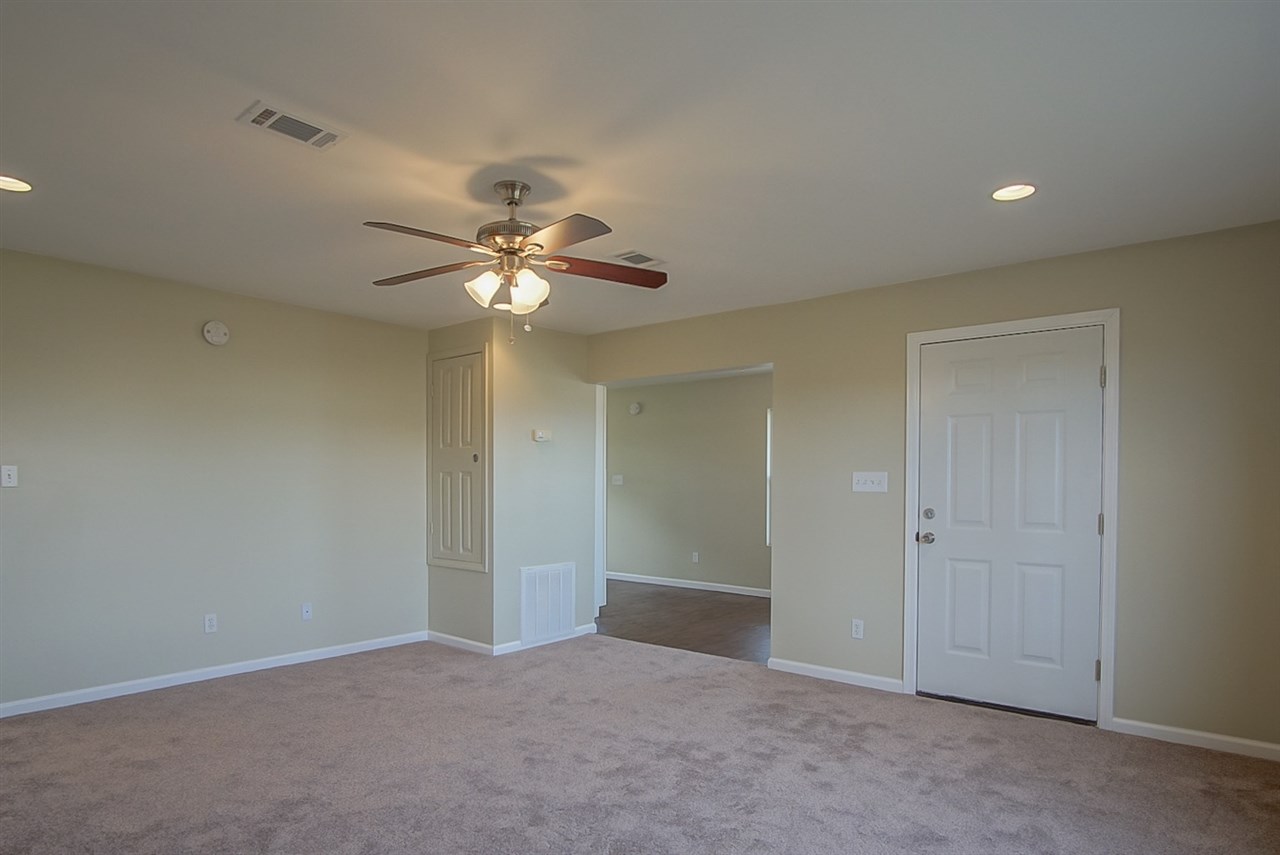 27074 Highway 98 Elberta, AL 36530 - Photo 5 of 24