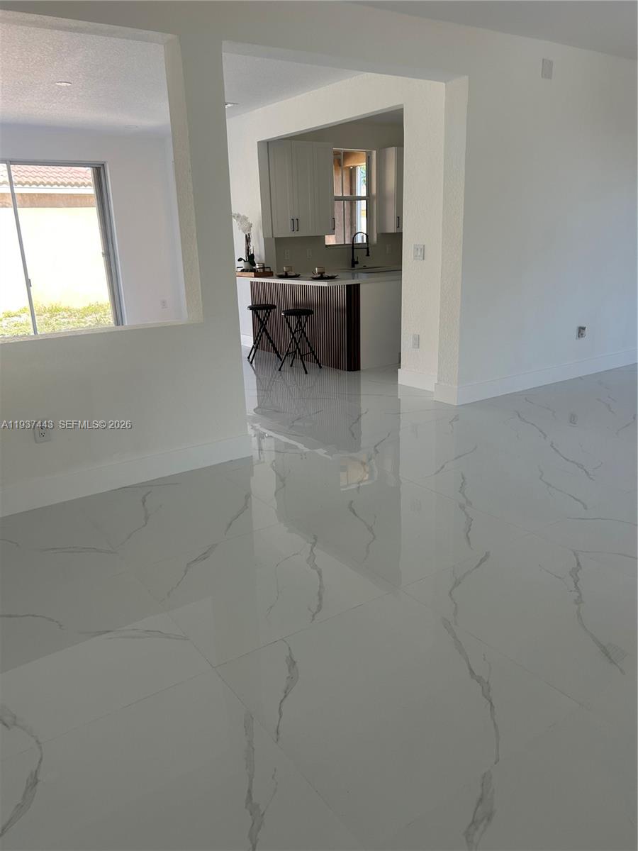 7729 Northwest 194th Terrace Hialeah, FL 33015 - Photo 13 of 21