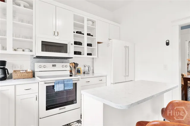 $4,450 | 14 East 41st Street, Savannah, GA 31401