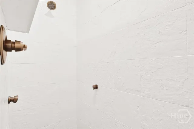 $4,450 | 14 East 41st Street, Savannah, GA 31401