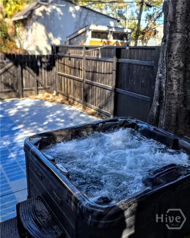 $4,450 | 14 East 41st Street, Savannah, GA 31401