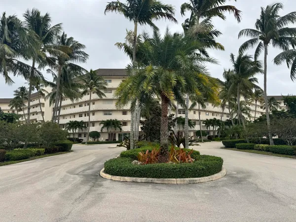 $2,950 | 410 North Federal Highway, Unit 116, Deerfield Beach, FL 33441