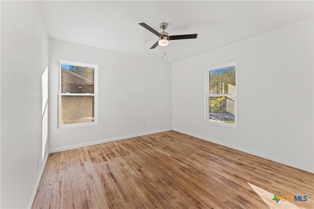 1807 South 11th Street Temple, TX 76504 - Photo 19 of 27