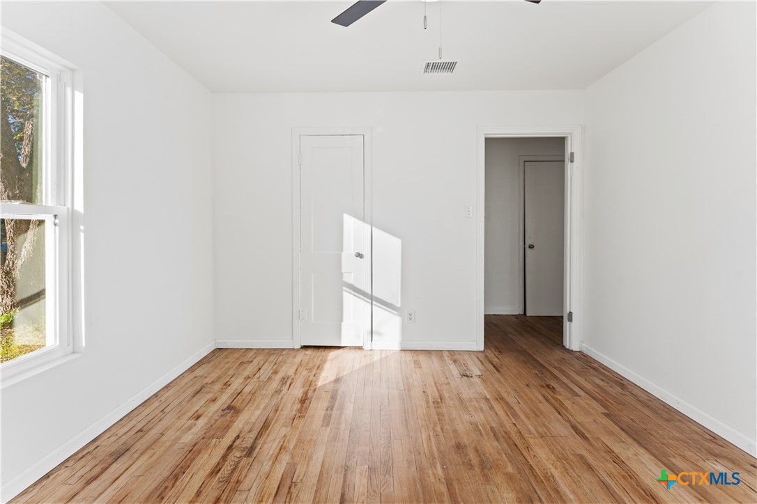 1807 South 11th Street Temple, TX 76504 - Photo 20 of 27