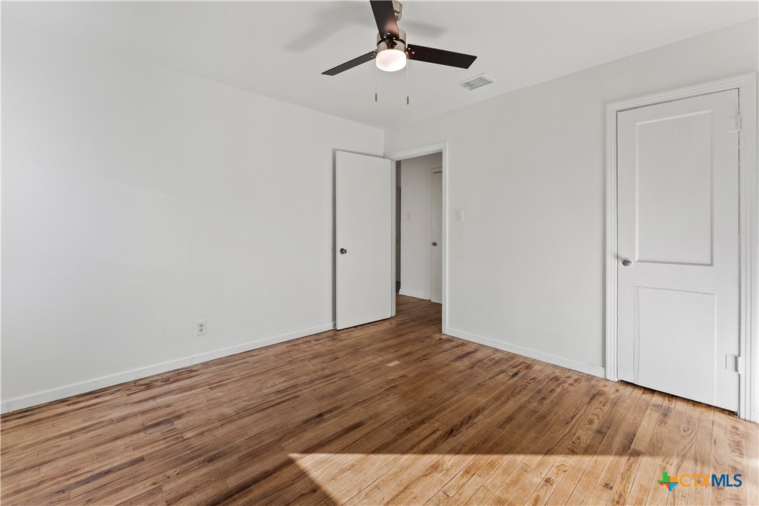 1807 South 11th Street Temple, TX 76504 - Photo 22 of 27