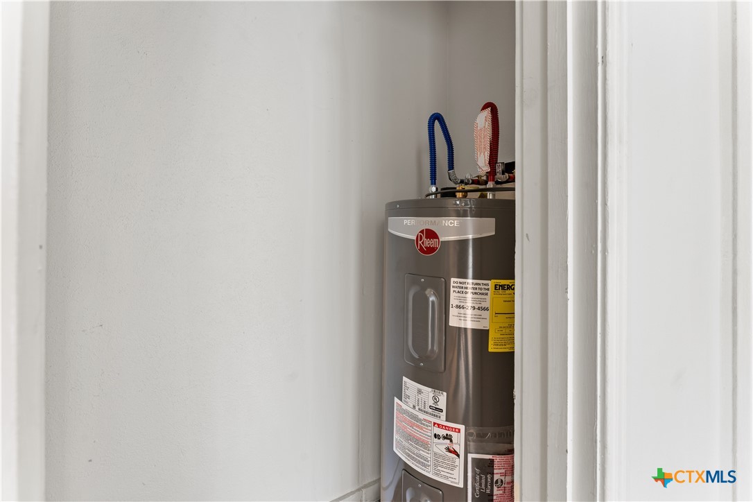 1807 South 11th Street Temple, TX 76504 - Photo 24 of 27 New Water Heater