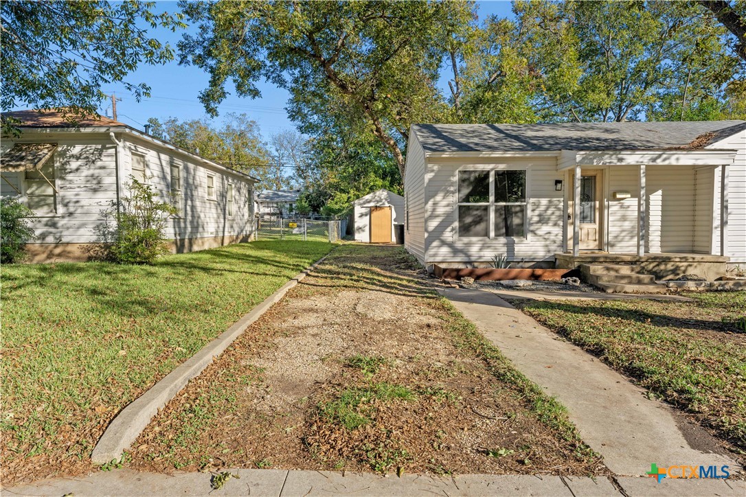 1807 South 11th Street Temple, TX 76504 - Photo 3 of 27