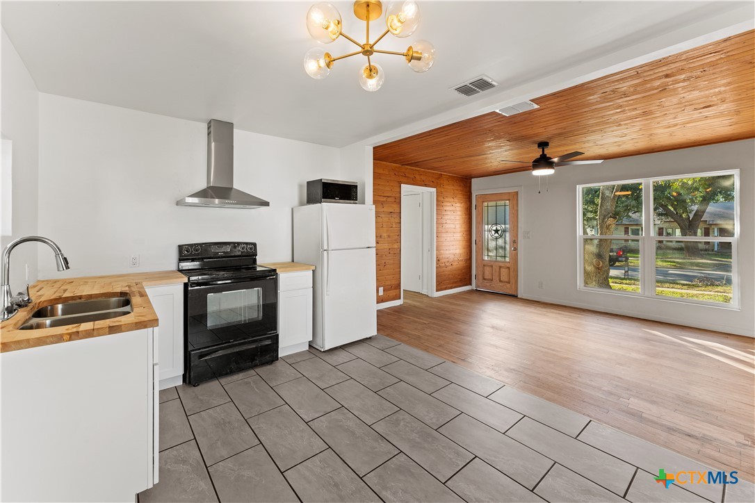 1807 South 11th Street Temple, TX 76504 - Photo 8 of 27 New Counters