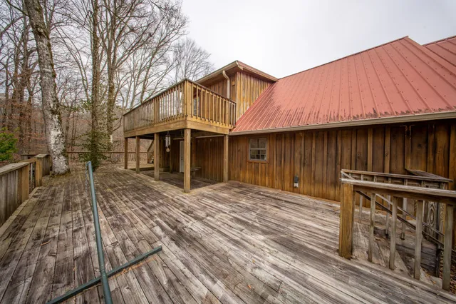 $825,000 | 323 Spring Creek Road, Lawrenceburg, TN 38464