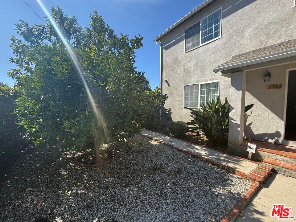 Undisclosed Address Valley Village, CA 91607 - Photo 7 of 9