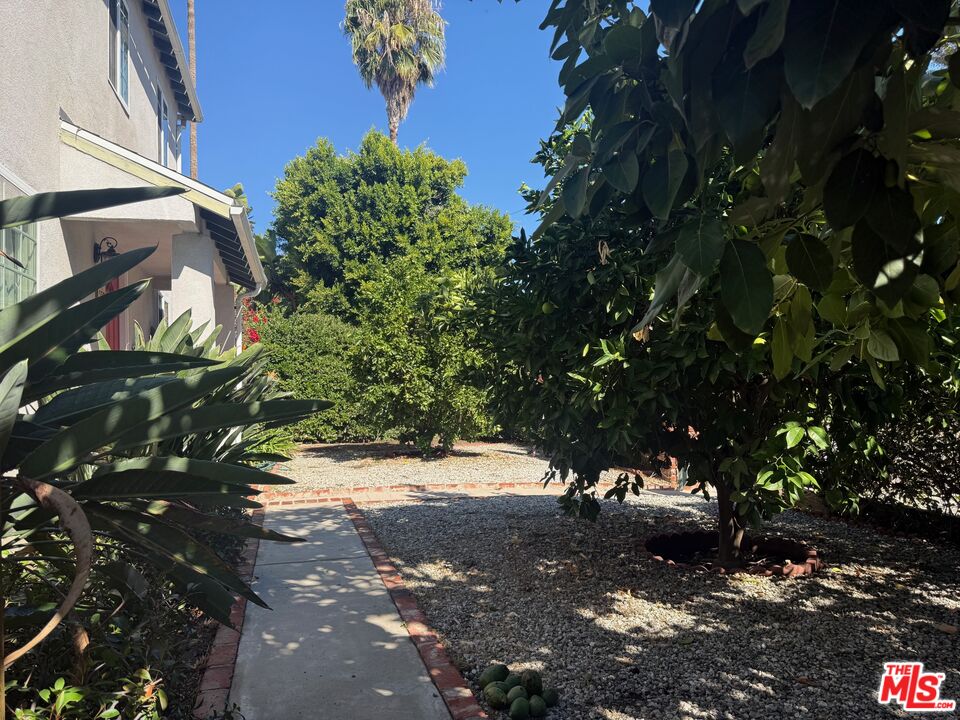 Undisclosed Address Valley Village, CA 91607 - Photo 8 of 9