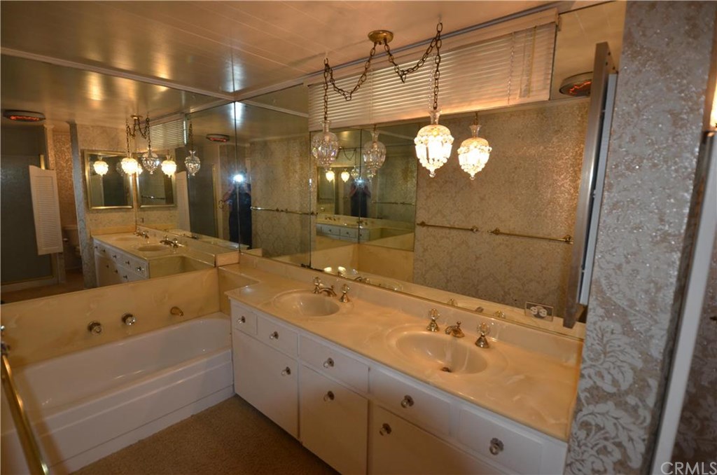 840 East Foothill Boulevard Azusa, CA 91702 - Photo 7 of 16