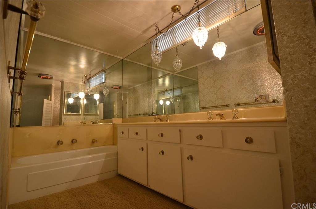 840 East Foothill Boulevard Azusa, CA 91702 - Photo 8 of 16