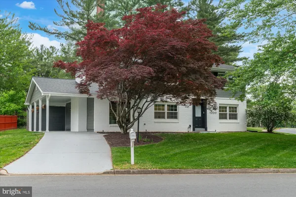 $725,000 | 1000 East Holly Avenue, Sterling, VA 20164