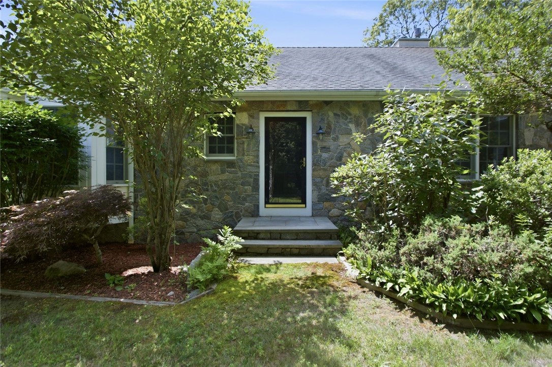 99 Sunderland Road Exeter, RI 02822 - Photo 2 of 36