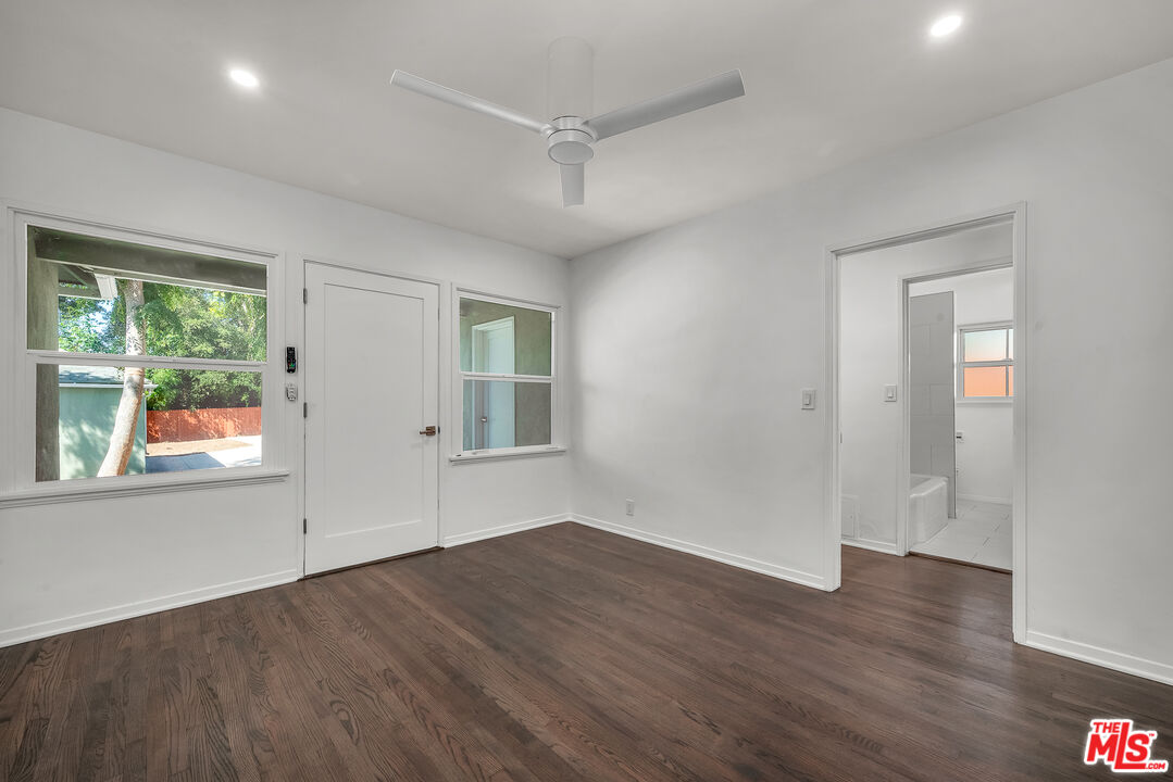 1091 Palm Terrace Pasadena, CA 91104 - Photo 18 of 34