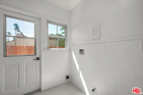 $5,900 | 1091 Palm Terrace, Pasadena, CA 91104