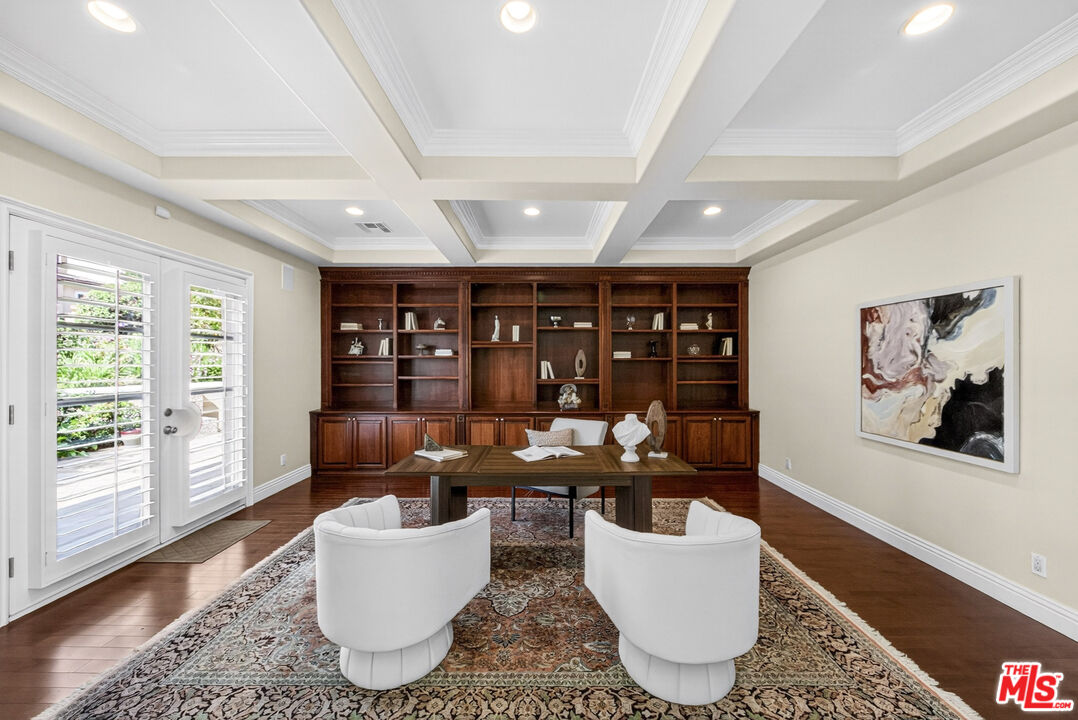 22355 South Summit Ridge Circle Chatsworth, CA 91311 - Photo 6 of 75