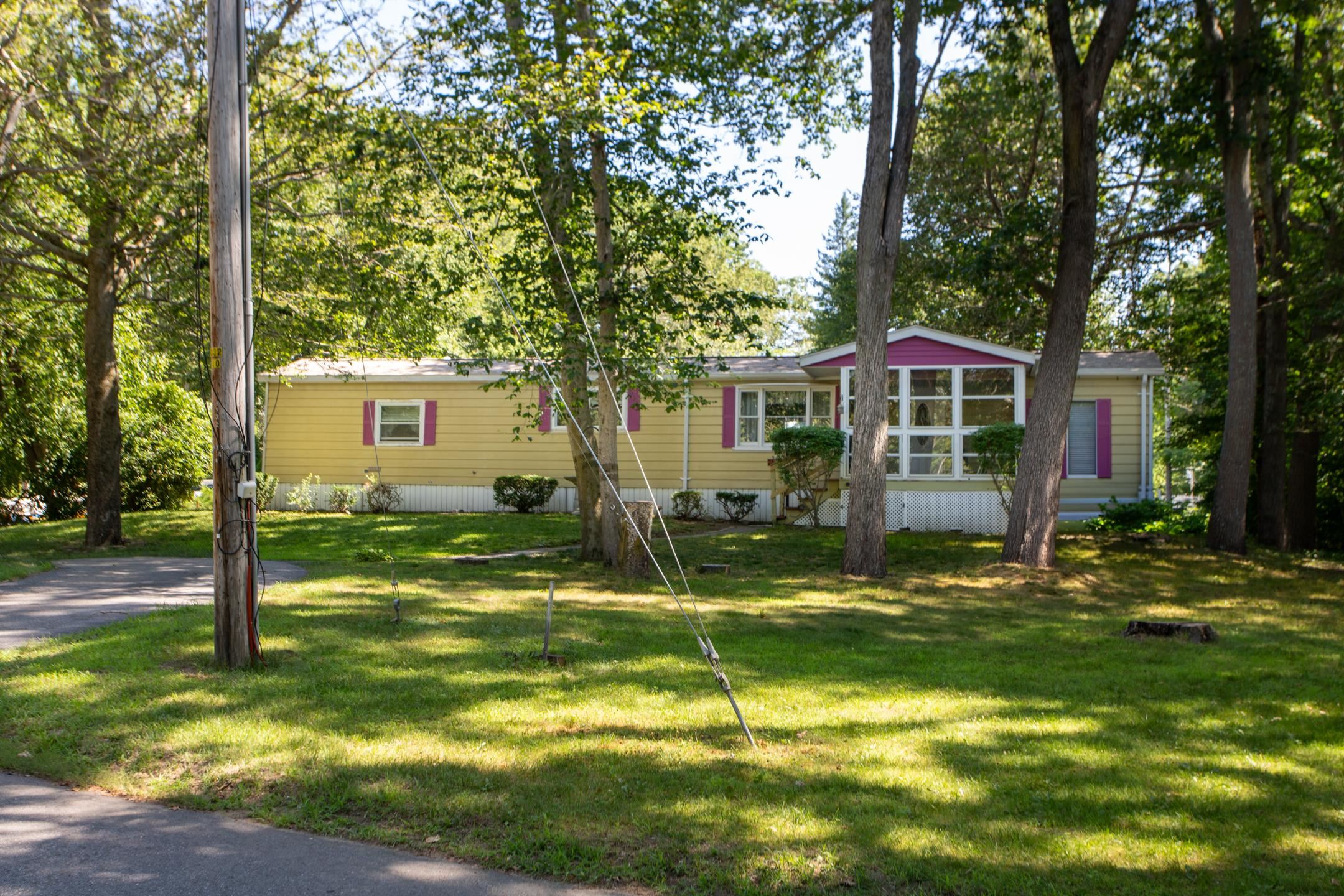 76 Hemlock Street Hampton, NH 03842 - Photo 2 of 23 Gallery Image 2