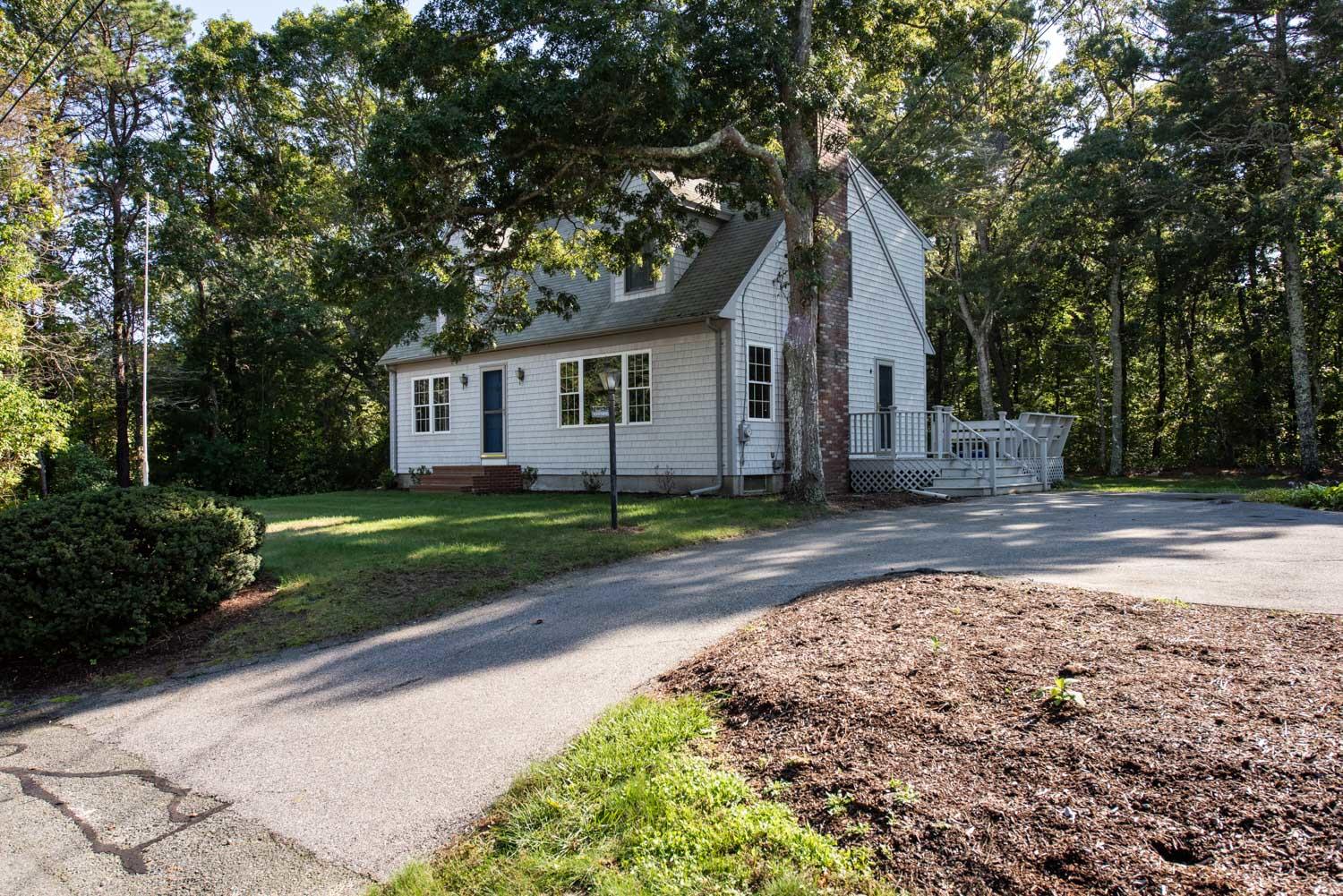 1 Beacon Point Road Pocasset, MA 02559 - Photo 3 of 29 1BeaconPoint102