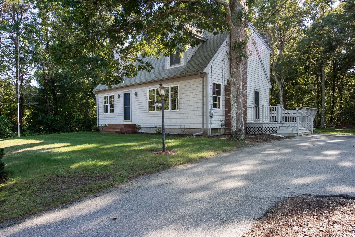 1 Beacon Point Road Pocasset, MA 02559 - Photo 4 of 29 1BeaconPoint103