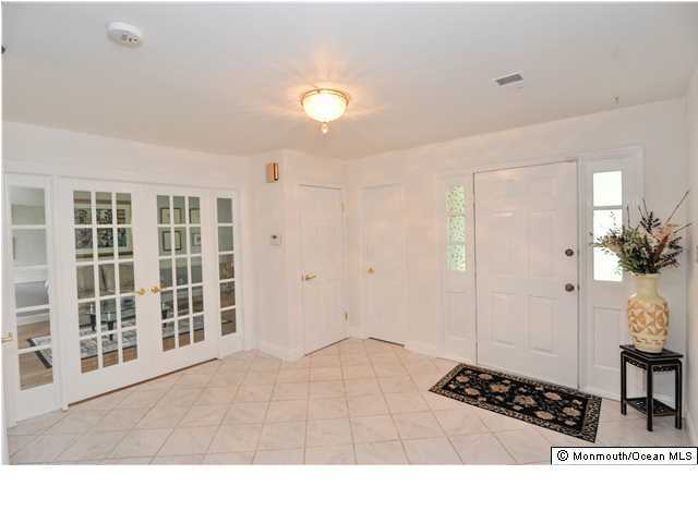 41 Eaglenest Road Freehold, NJ 07728 - Photo 10 of 16