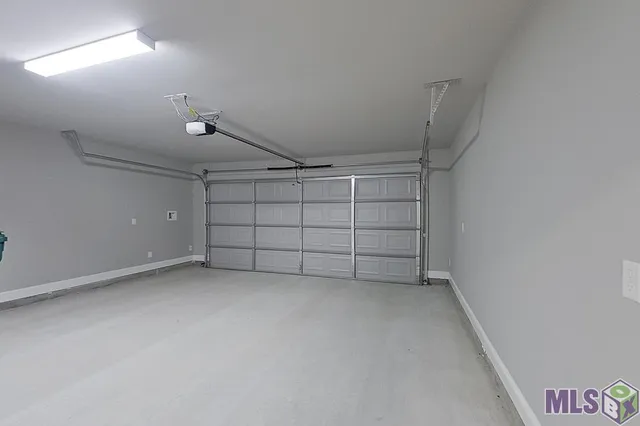 $1,985 | 13808 Pinyon Drive, Denham Springs, LA 70726