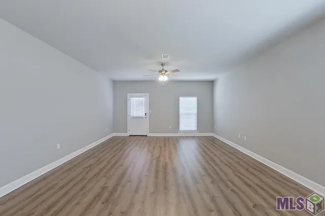 $1,985 | 13808 Pinyon Drive, Denham Springs, LA 70726