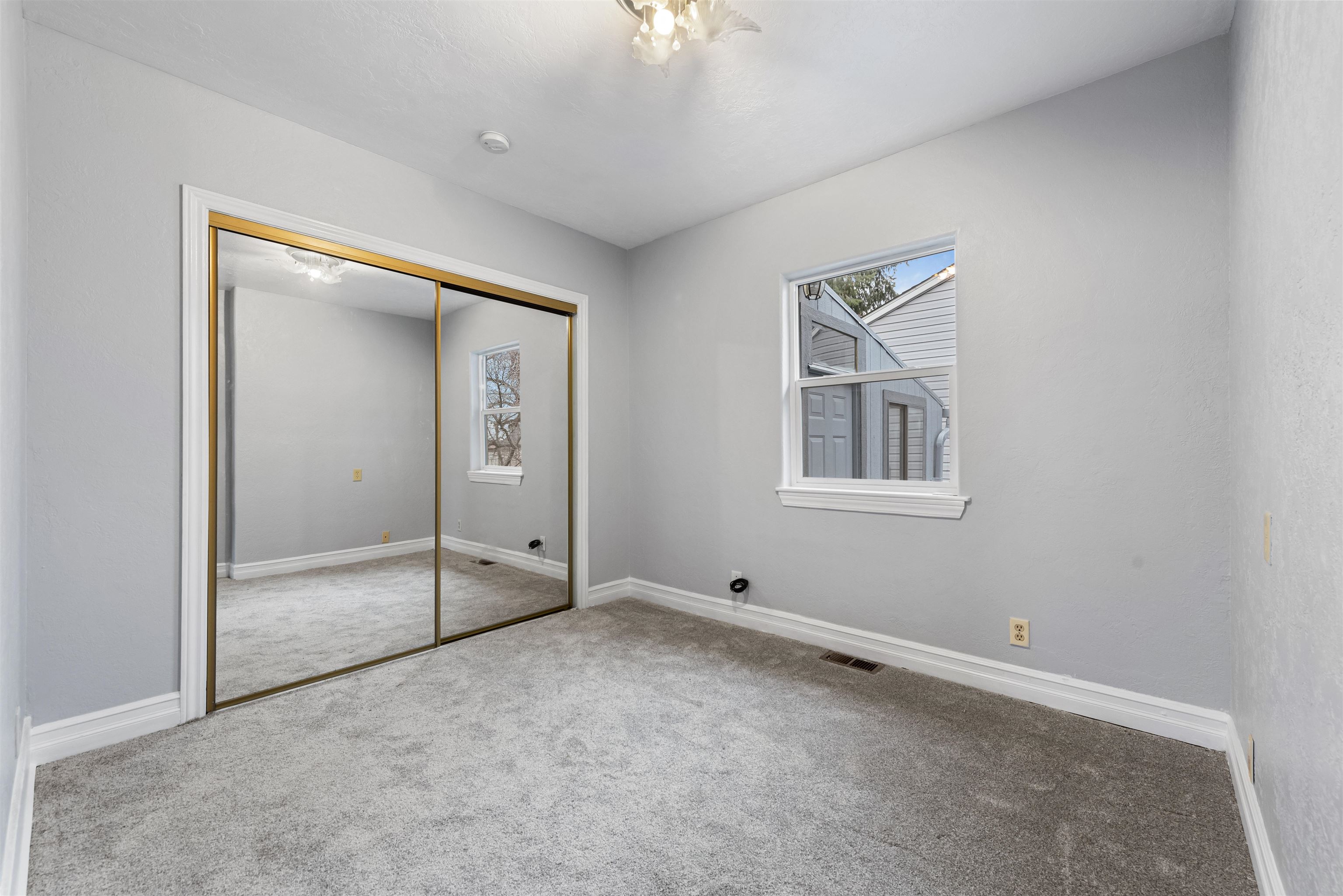 1327 East Decatur Avenue Spokane, WA 99208 - Photo 11 of 20 Gallery Image 11