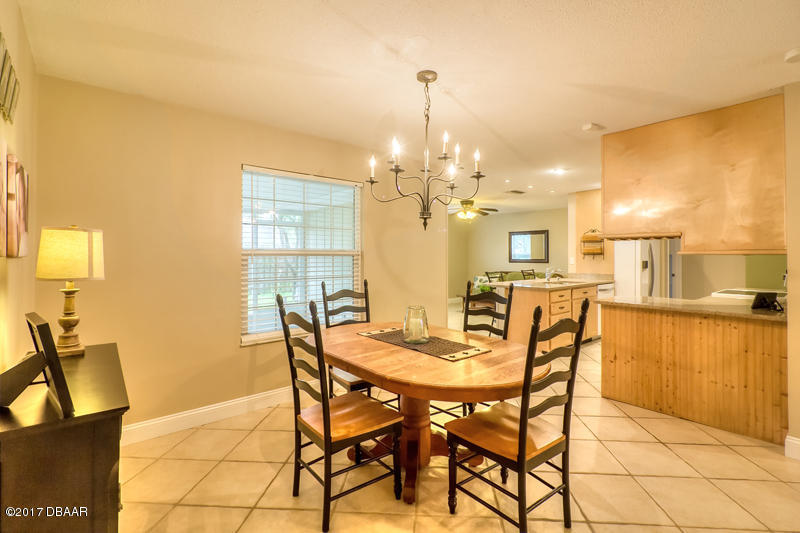 933 Mill Rd Lane Port Orange, FL 32127 - Photo 14 of 49 Dining Area (2)