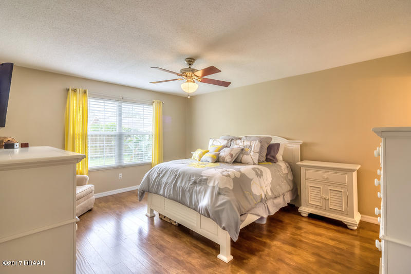 933 Mill Rd Lane Port Orange, FL 32127 - Photo 21 of 49 Owner's Suite