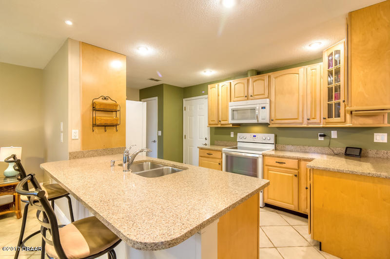 933 Mill Rd Lane Port Orange, FL 32127 - Photo 9 of 49 Kitchen (2)