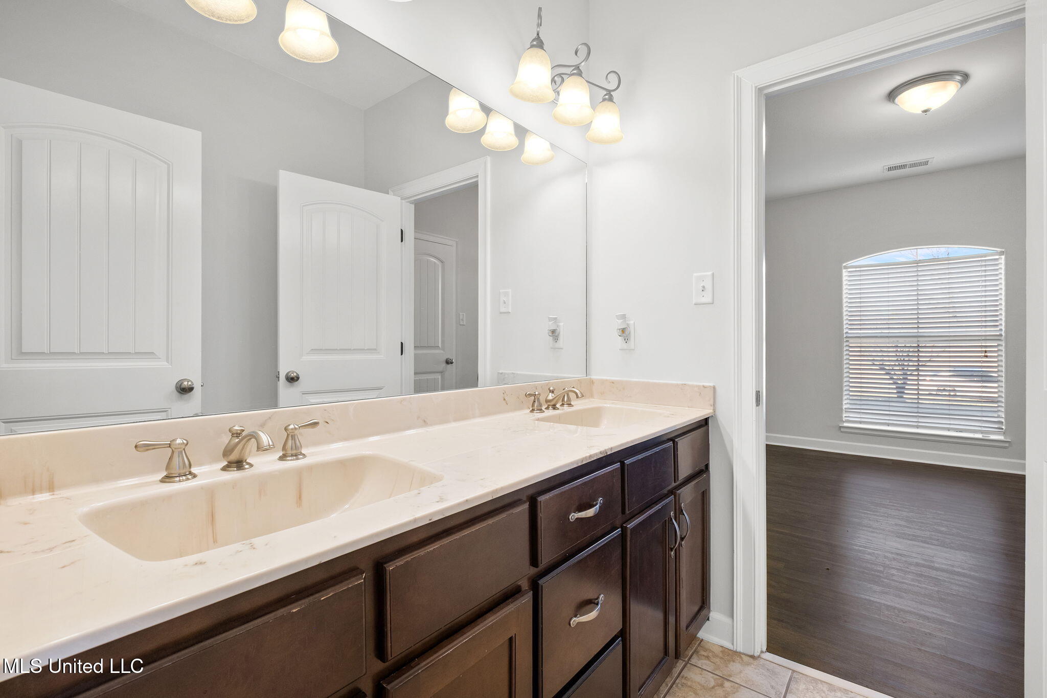 14259 Chapel Ridge Trail Olive Branch, MS 38654 - Photo 23 of 34 12-web-or-mls-DSCF1681