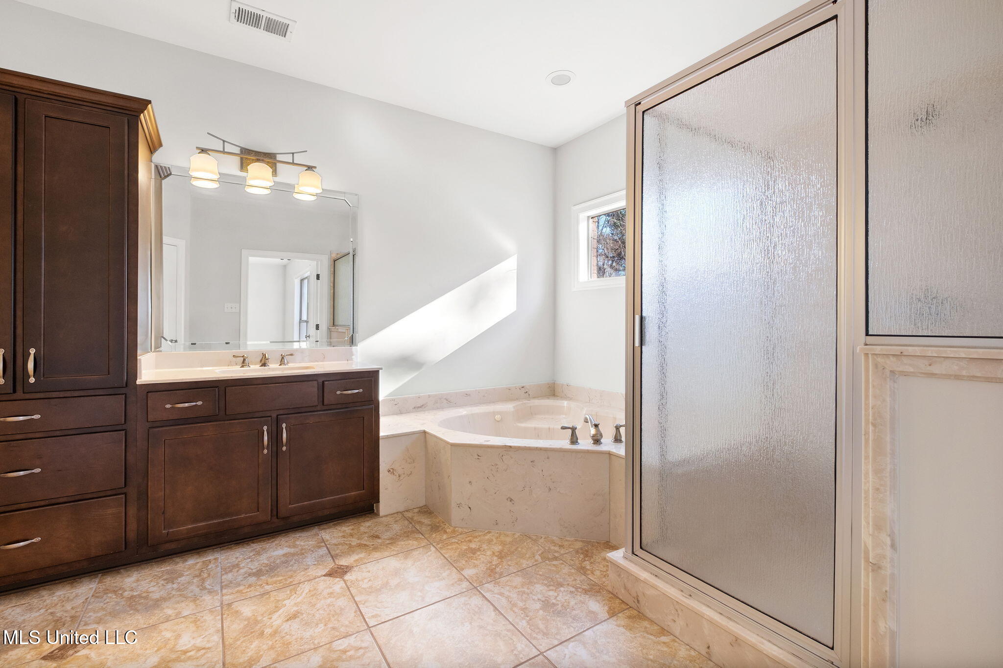 14259 Chapel Ridge Trail Olive Branch, MS 38654 - Photo 30 of 34 4-web-or-mls-DSCF1641