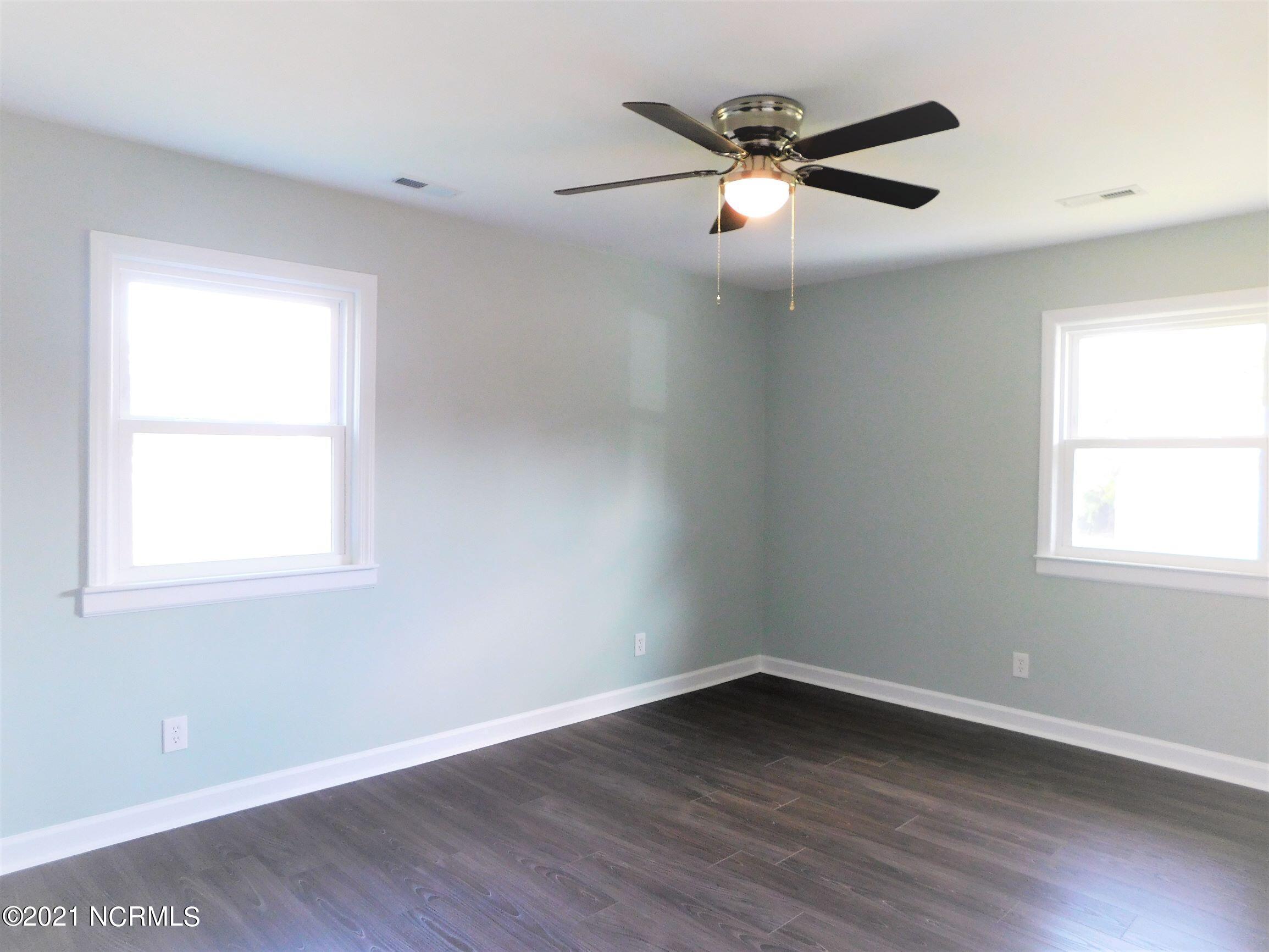 4302 Gordon Road Wilmington, NC 28405 - Photo 15 of 27 DSCN0649 (2)