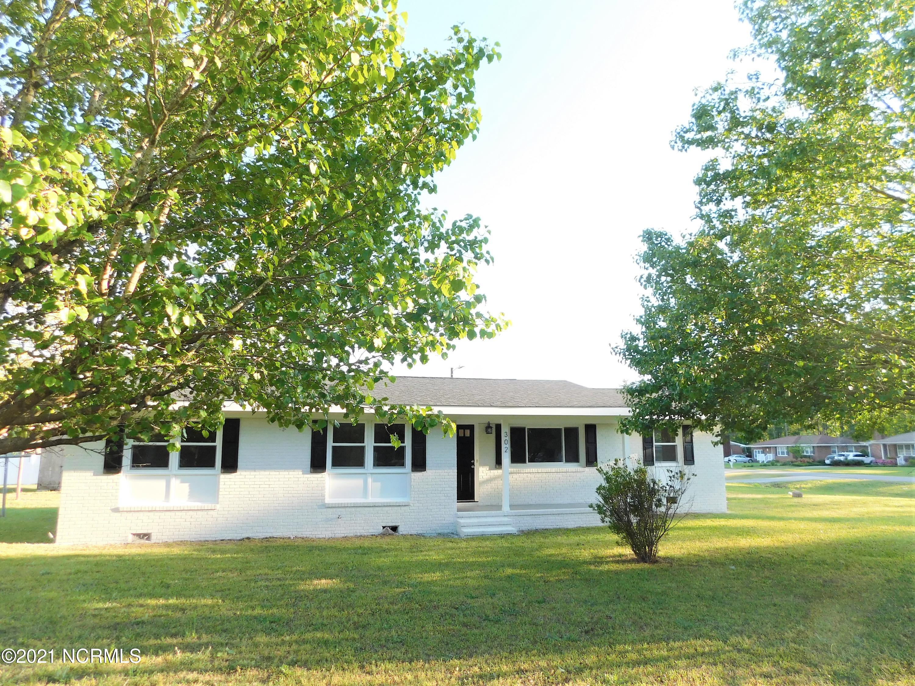 4302 Gordon Road Wilmington, NC 28405 - Photo 2 of 27 DSCN0666 (2)