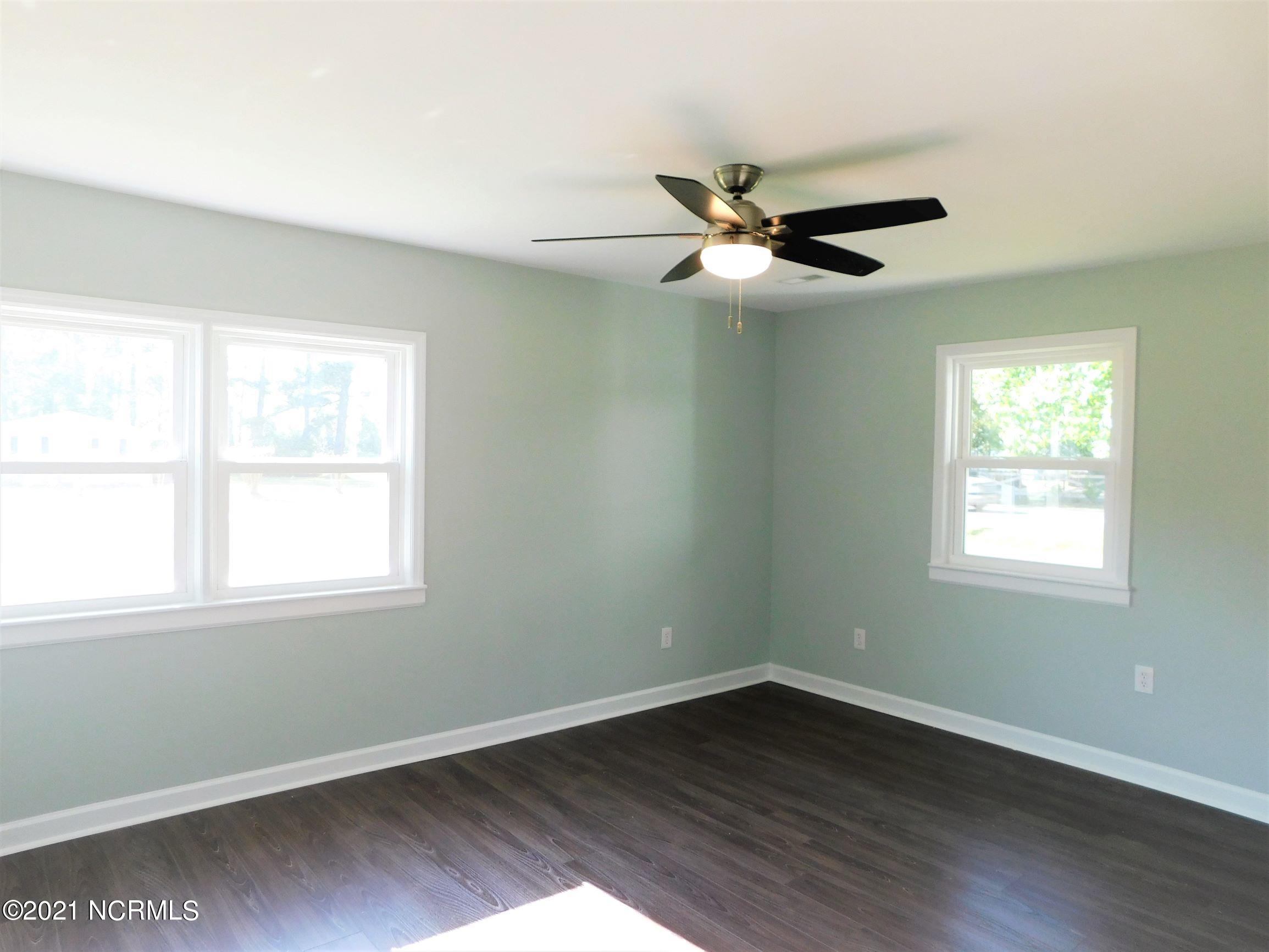 4302 Gordon Road Wilmington, NC 28405 - Photo 22 of 27 DSCN0662 (2)