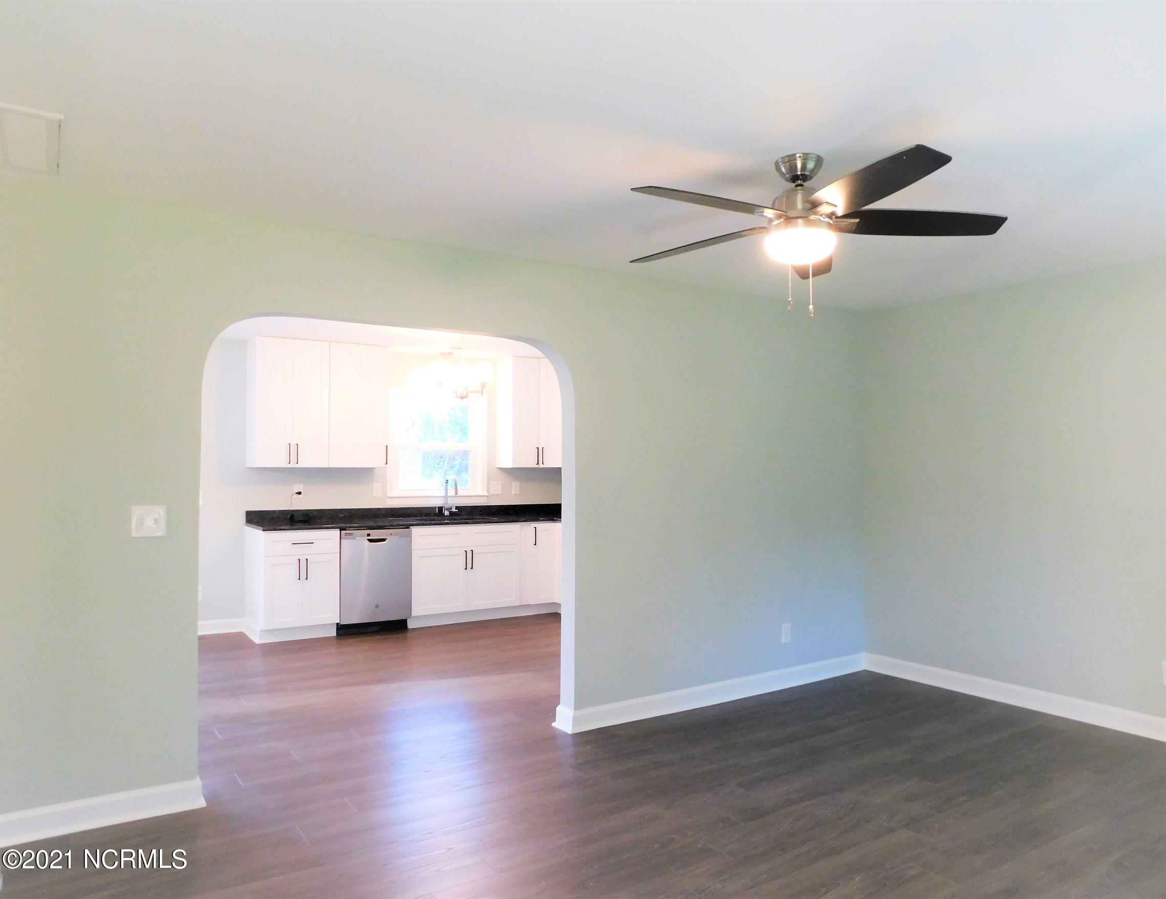 4302 Gordon Road Wilmington, NC 28405 - Photo 4 of 27 DSCN0687 (2)