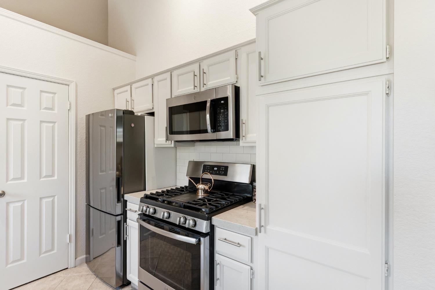 2100 Cobblestone Manor Modesto, CA 95355 - Photo 22 of 38