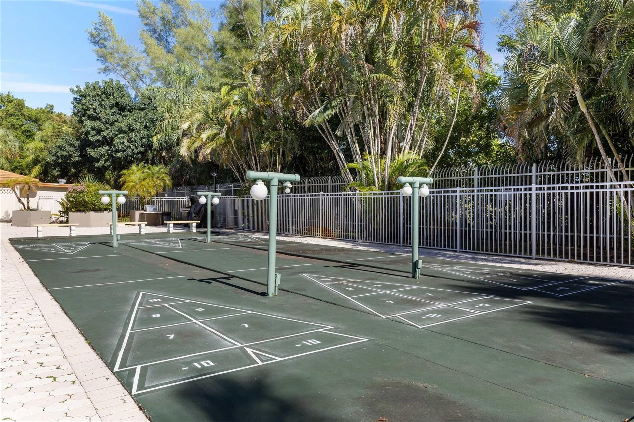 3910 Inverrary Boulevard, Unit 708B Lauderhill, FL 33319 - Photo 53 of 58 Photo 53