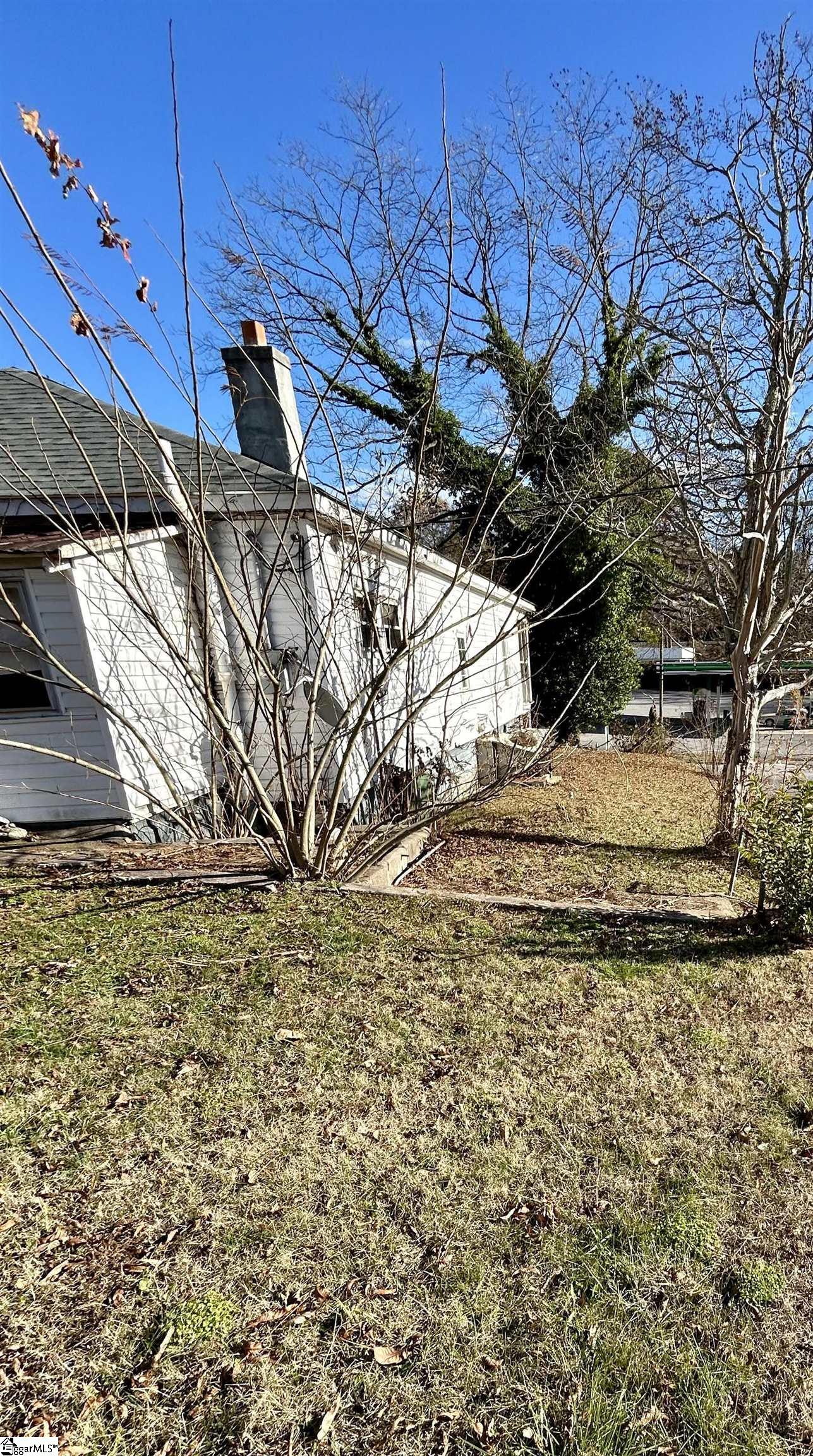 710 South Logan Street Gaffney, SC 29341 - Photo 13 of 14