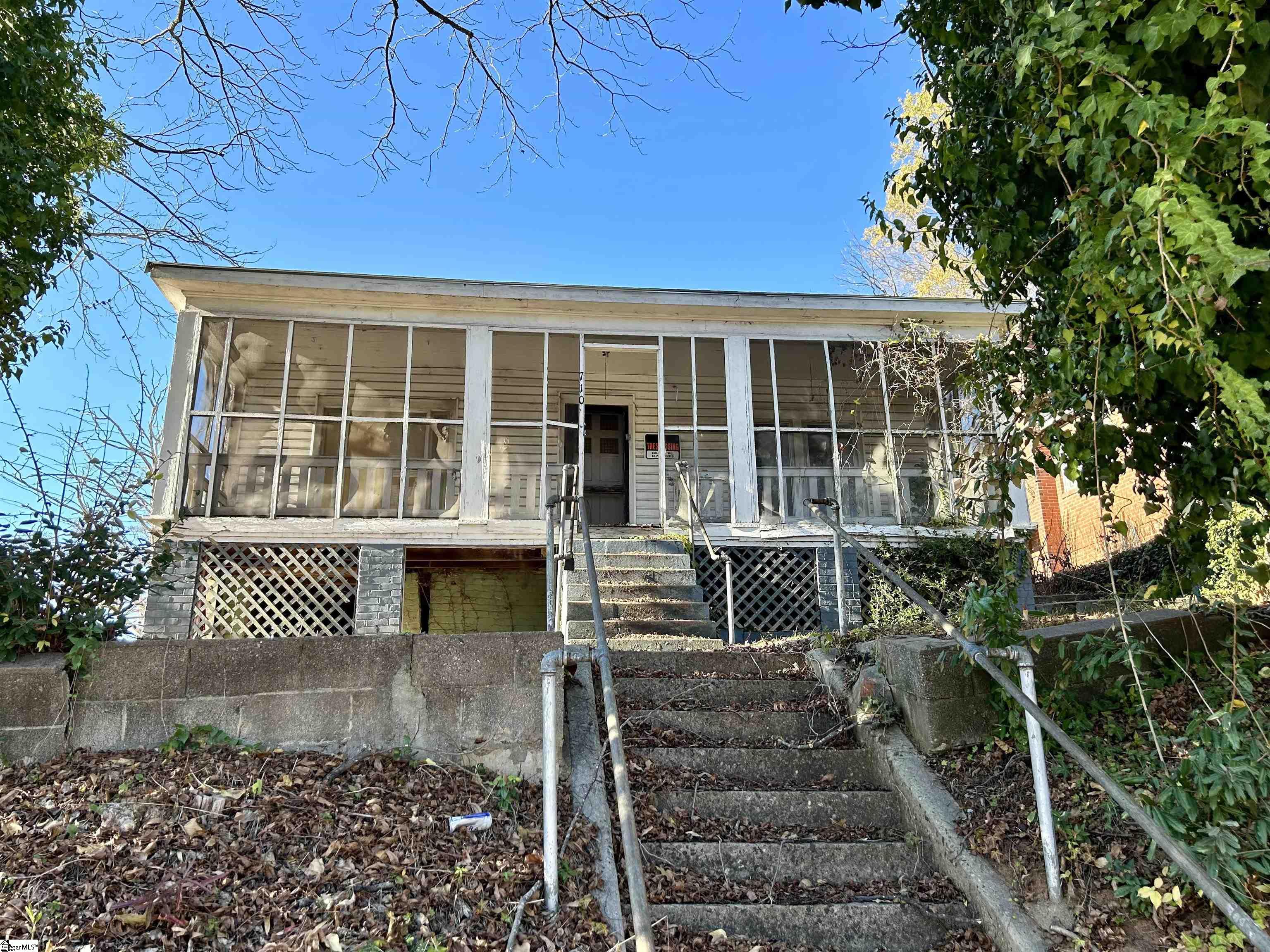 710 South Logan Street Gaffney, SC 29341 - Photo 6 of 14