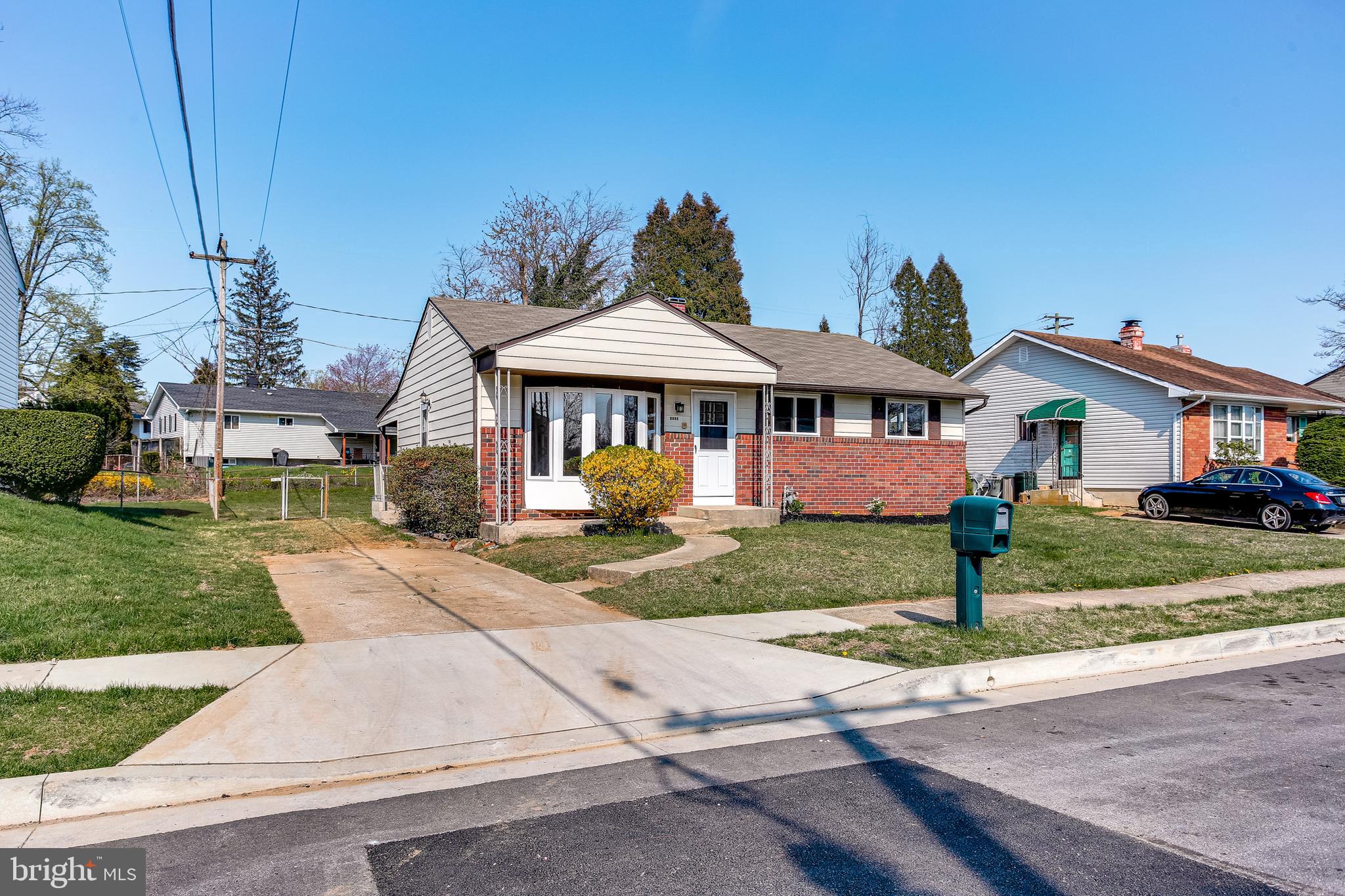 Driveway off street parking