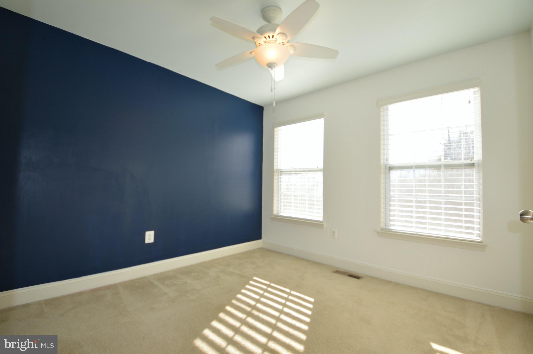 4905 Potomac Highlands Circle Triangle, VA 22172 - Photo 10 of 17