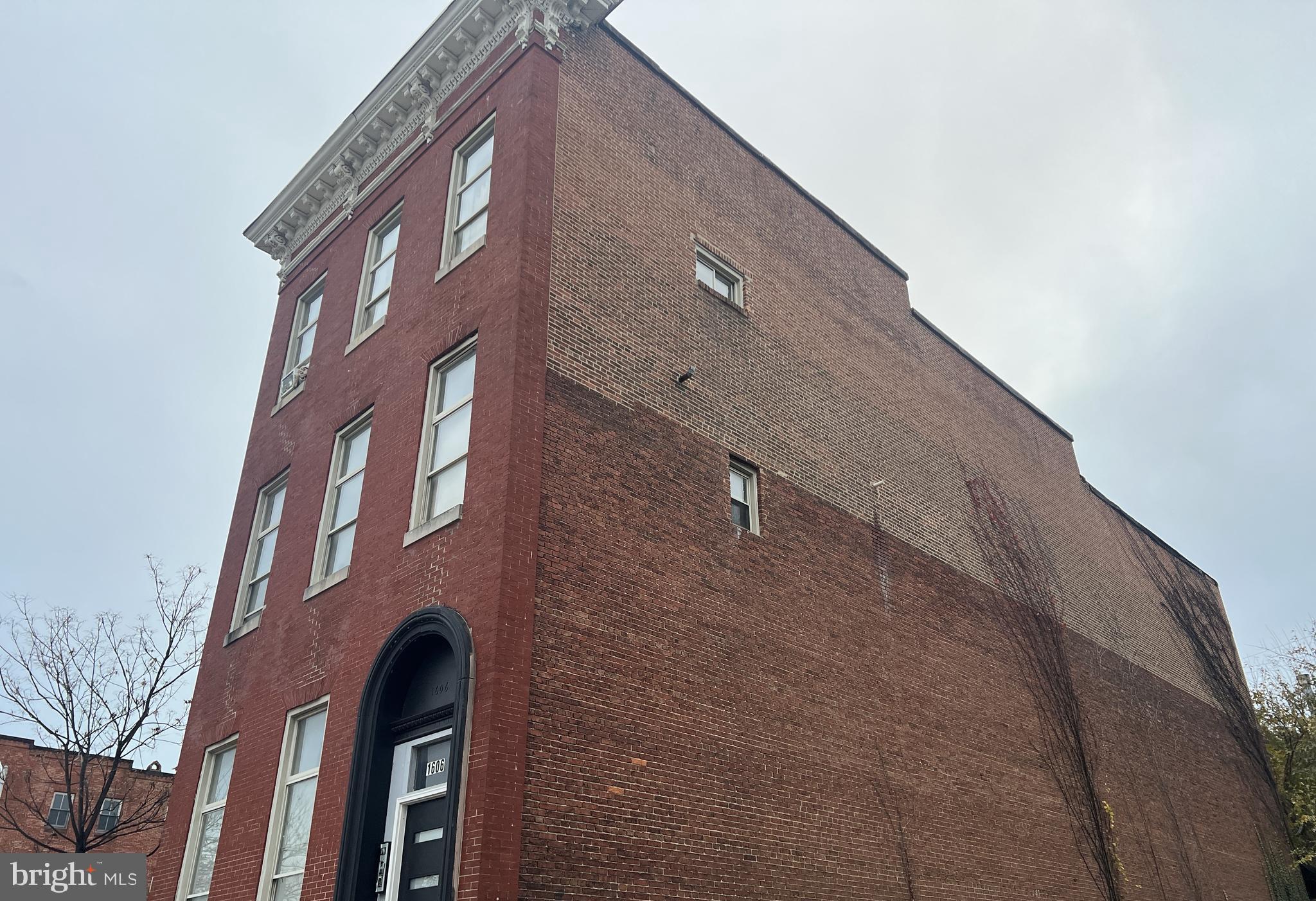 1606 McCulloh Street Baltimore, MD 21217 - Photo 6 of 10 Exterior Side View.
