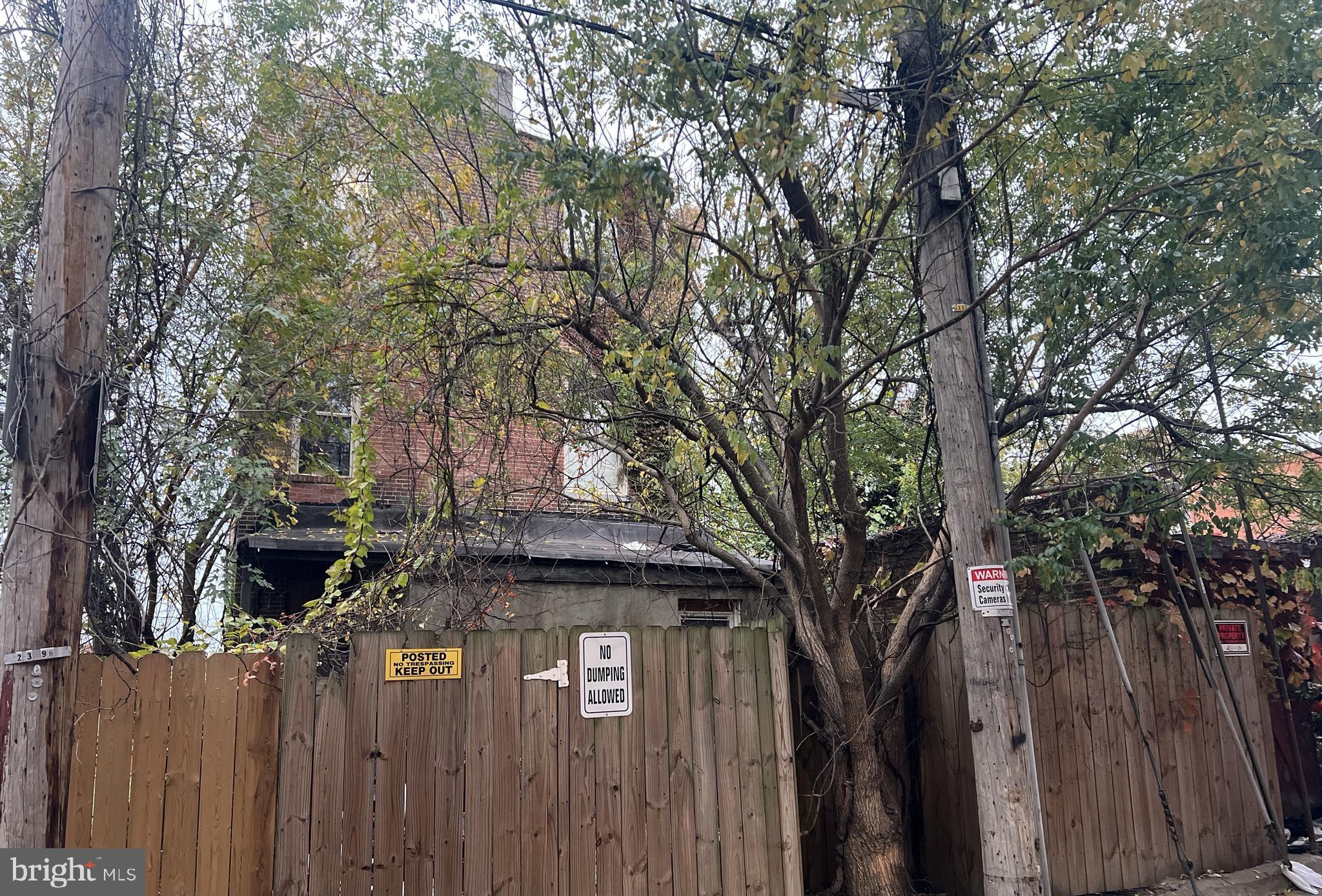 1606 McCulloh Street Baltimore, MD 21217 - Photo 8 of 10 Exterior Rear / Alley.