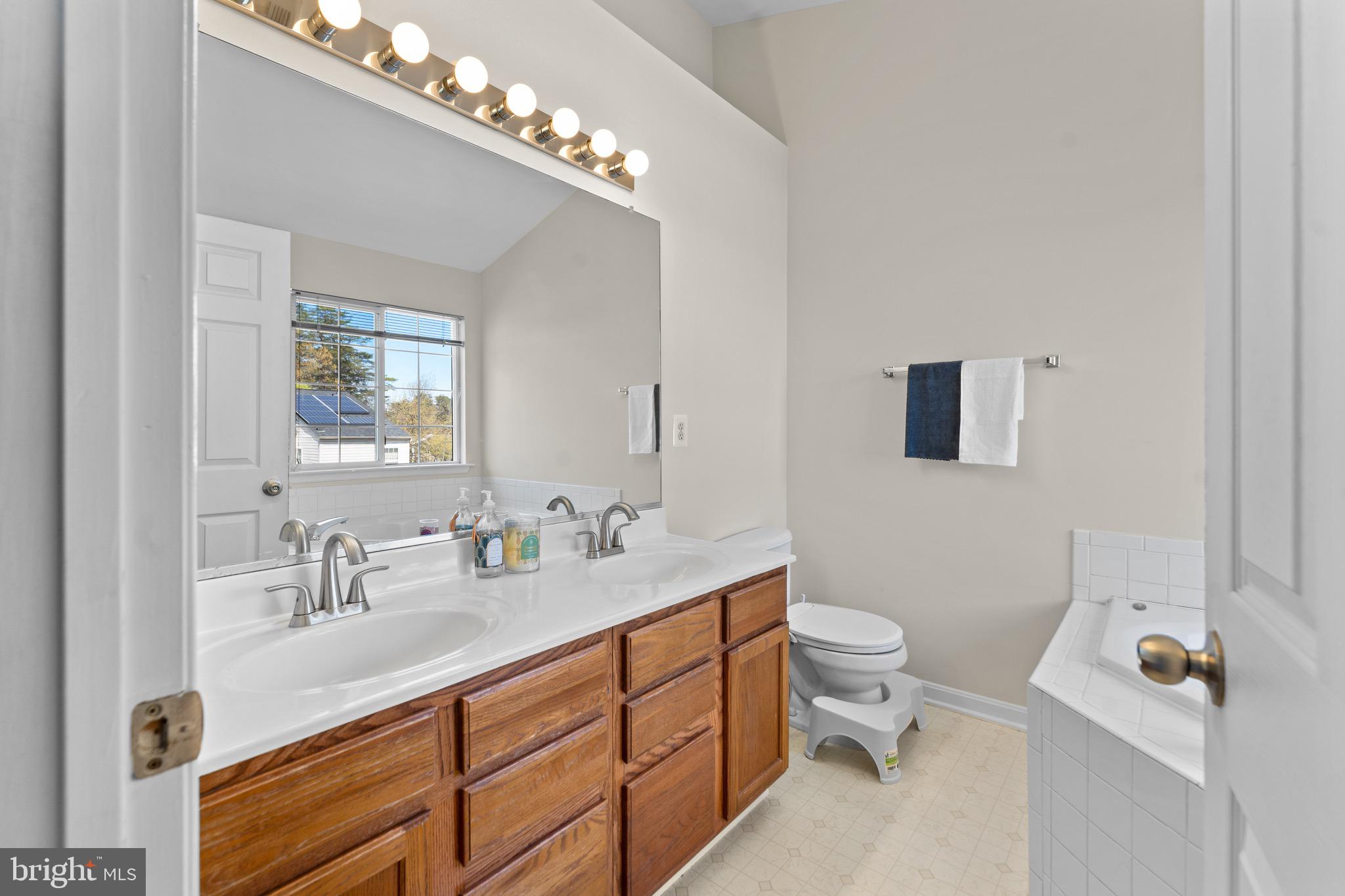 8711 Riverscape Court Odenton, MD 21113 - Photo 25 of 36 Gallery Image 25