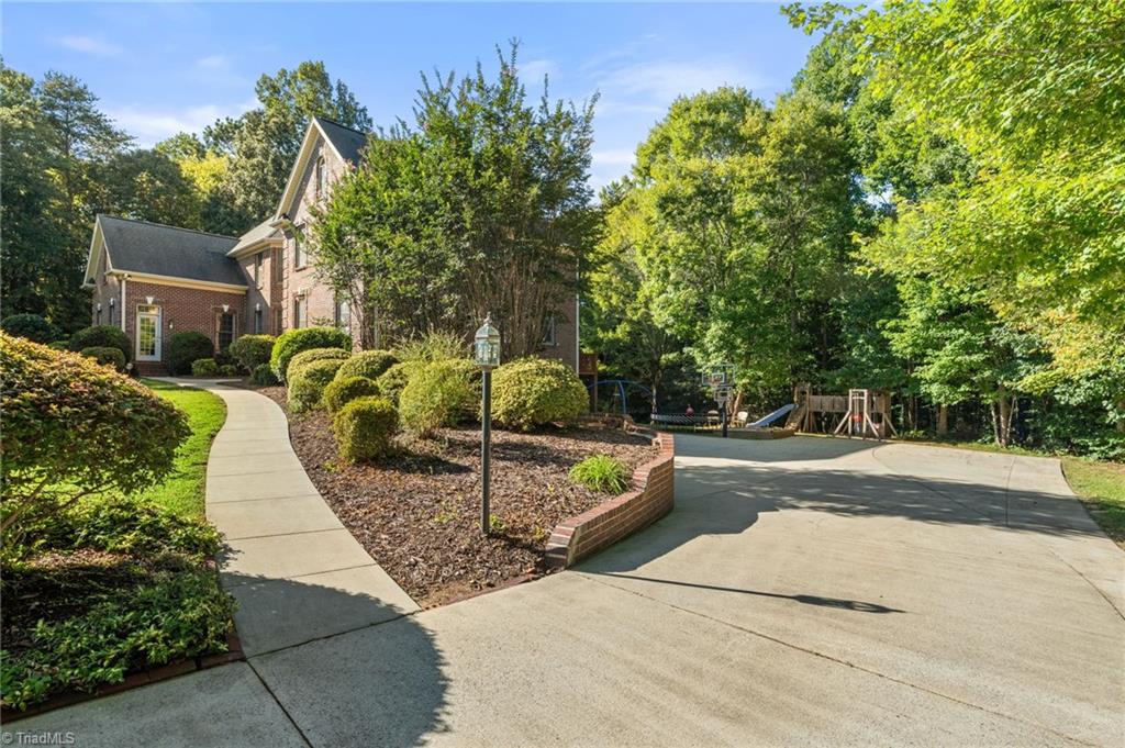 7485 Bullard Road Clemmons, NC 27012 - Photo 3 of 48